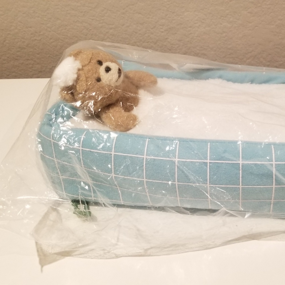 TED2 bathing Tissue Case. Super cute. Rare.